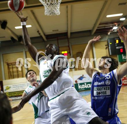 Basketball Bundesliga. Woerthersee Piraten gegen Gmunden. McCandies (Piraten), Dan Oppland (Gmunden).  Klagenfurt, 10.10.2009
Foto: Kuess

---
pressefotos, pressefotografie, kuess, qs, qspictures, sport, bild, bilder, bilddatenbank