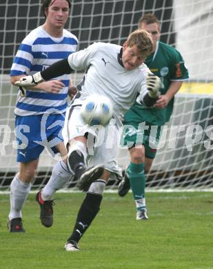 Fussball. Kaerntner Liga. VSV gegen SV Lendorf. Adolf Albert Rieger (Lendorf). Villach, 10.10.2009. 
Foto: Kuess

---
pressefotos, pressefotografie, kuess, qs, qspictures, sport, bild, bilder, bilddatenbank