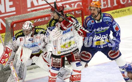 EBEL. Eishockey Bundesliga. EC Pasut VSV gegen KAC.  Kiel McLeod, (VSV), Rene Swette, Kirk Furey (KAC). Villach, am 11.10.2009.
Foto: Kuess 


---
pressefotos, pressefotografie, kuess, qs, qspictures, sport, bild, bilder, bilddatenbank