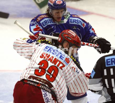 EBEL. Eishockey Bundesliga. EC Pasut VSV gegen KAC.  Christian Ban, (VSV), Jeff Shantz (KAC). Villach, am 11.10.2009.
Foto: Kuess 


---
pressefotos, pressefotografie, kuess, qs, qspictures, sport, bild, bilder, bilddatenbank