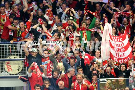 EBEL. Eishockey Bundesliga. EC Pasut VSV gegen KAC.  Jubel KAC Fans. Villach, am 11.10.2009.
Foto: Nadja Kuess 


---
pressefotos, pressefotografie, kuess, qs, qspictures, sport, bild, bilder, bilddatenbank