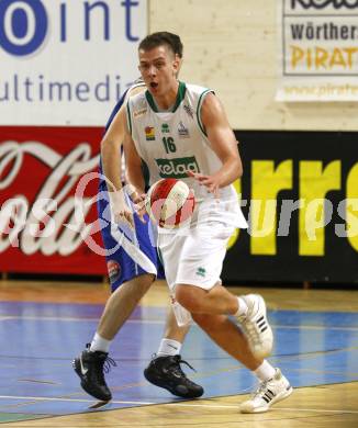 ABL. Basketball Bundesliga. Kelag Woerthersee Piraten gegen Swans Gmunden. Rasid Mahalbasic (Piraten). Klagenfurt, am 10.10.2009.
Foto: Kuess
---
pressefotos, pressefotografie, kuess, qs, qspictures, sport, bild, bilder, bilddatenbank