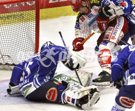 EBEL. Eishockey Bundesliga. EC Pasut VSV gegen KAC.  Gert Prohaska, (VSV), Jeff Shantz (KAC). Villach, am 11.10.2009.
Foto: Nadja Kuess 


---
pressefotos, pressefotografie, kuess, qs, qspictures, sport, bild, bilder, bilddatenbank