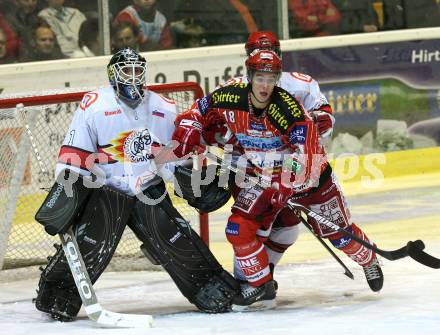 EBEL. Eishockey Bundesliga. KAC gegen HK Acroni Jesenice. Silvio Jakobitsch, (KAC), Dov Grumet-Morris  (Jesenice). Klagenfurt, am 13.10.2009.
Foto: Nadja Kuess 

---
pressefotos, pressefotografie, kuess, qs, qspictures, sport, bild, bilder, bilddatenbank