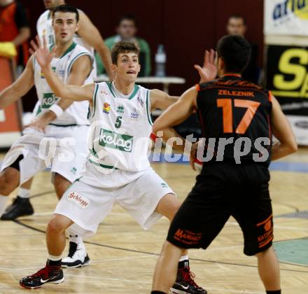 ABL. Basketball Bundesliga. Woerthersee Piraten gegen Fuerstenfeld Panthers. Sebastian Schaal (Piraten). KLagenfurt, am 15.10.2009.
Foto: Kuess 
---
pressefotos, pressefotografie, kuess, qs, qspictures, sport, bild, bilder, bilddatenbank