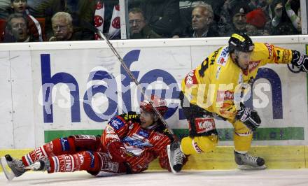 EBEL. Eishockey Bundesliga. KAC gegen EV Vienna Capitals.  Dieter Kalt, (KAC), Marc Tropper (Vienna Capitals). Klagenfurt, am 16.10.2009.
Foto: Kuess 

---
pressefotos, pressefotografie, kuess, qs, qspictures, sport, bild, bilder, bilddatenbank