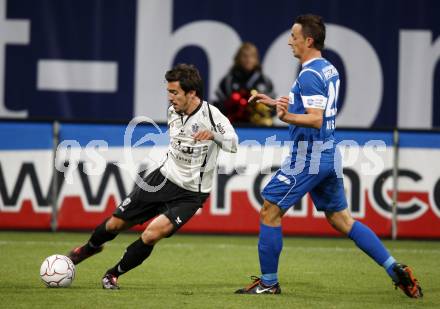 Fussball. Tipp3-Bundesliga. SK Austria Kaernten gegen Magna Wiener Neustadt. Fernando Troyansky, (Austria Kaernten), Hannes Aigner (Wiener Neustadt). Klagenfurt, 17.10.2009. 
Foto: Kuess

---
pressefotos, pressefotografie, kuess, qs, qspictures, sport, bild, bilder, bilddatenbank