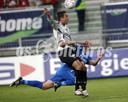 Fussball. Tipp3-Bundesliga. SK Austria Kaernten gegen Magna Wiener Neustadt. Martin Zivny, (Austria Kaernten), Christian Ramsebner (Wiener Neustadt). Klagenfurt, 17.10.2009. 
Foto: Kuess

---
pressefotos, pressefotografie, kuess, qs, qspictures, sport, bild, bilder, bilddatenbank