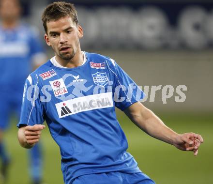 Fussball. Tipp3-Bundesliga. SK Austria Kaernten gegen Magna Wiener Neustadt. Tomas Simkovic (Wiener Neustadt). Klagenfurt, 17.10.2009. 
Foto: Kuess

---
pressefotos, pressefotografie, kuess, qs, qspictures, sport, bild, bilder, bilddatenbank