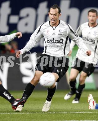 Fussball. Tipp3-Bundesliga. SK Austria Kaernten gegen Magna Wiener Neustadt. Christian Prawda (Austria Kaernten). Klagenfurt, 17.10.2009. 
Foto: Kuess

---
pressefotos, pressefotografie, kuess, qs, qspictures, sport, bild, bilder, bilddatenbank