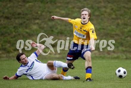 Fussball Kaerntner Liga. SK Maria Saal gegen FC St. Michael/Lav. Gernot Werner Lamprecht (Maria Saal), Stephan Stueckler (St. Michael). Maria Saal am 17.10.2009.
Foto: Kuess
---
pressefotos, pressefotografie, kuess, qs, qspictures, sport, bild, bilder, bilddatenbank