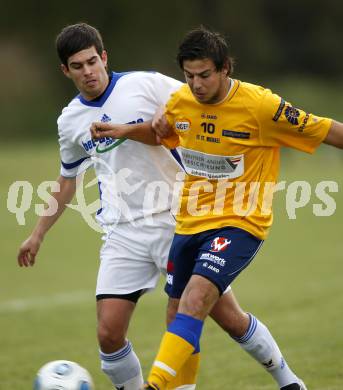 Fussball Kaerntner Liga. SK Maria Saal gegen FC St. Michael/Lav. Hannes Franz Sauerschnig (Maria Saal), Thomas Wotolen (St. Michael). Maria Saal am 17.10.2009.
Foto: Kuess
---
pressefotos, pressefotografie, kuess, qs, qspictures, sport, bild, bilder, bilddatenbank