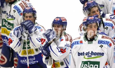 EBEL. Eishockey Bundesliga. EC Pasut VSV gegen Vienna Capitals.  Enttaeuschung Nico Toff, Andreas Kristler, Marco Zorec, Stefan Bacher(VSV). Villach, am 18.10.2009.
Foto: Kuess 


---
pressefotos, pressefotografie, kuess, qs, qspictures, sport, bild, bilder, bilddatenbank