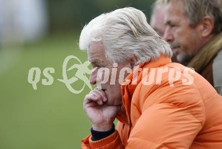 FussballRegionalliga. SAK gegen FC Blau Weiss Linz. Trainer Alois Jagodic (SAK). Klagenfurt, am 17.10.2009.
Foto: Kuess
---
pressefotos, pressefotografie, kuess, qs, qspictures, sport, bild, bilder, bilddatenbank