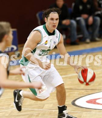 Basketball Bundesliga. Woerthersee Piraten gegen Guessing Knights. Andreas Kuttnig (Piraten). Klagenfurt, am 18.10.2009.
Foto: Kuess

---
pressefotos, pressefotografie, kuess, qs, qspictures, sport, bild, bilder, bilddatenbank