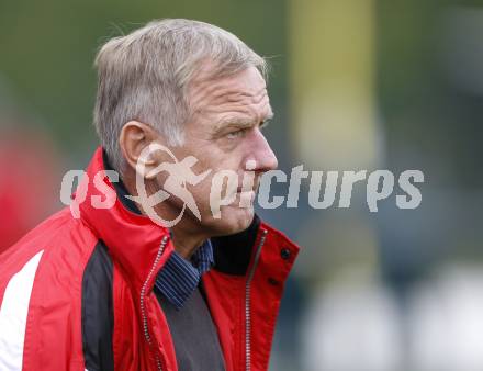 FussballRegionalliga. SAK gegen FC Blau Weiss Linz. Trainer Adam Kensy (Linz). Klagenfurt, am 17.10.2009.
Foto: Kuess
---
pressefotos, pressefotografie, kuess, qs, qspictures, sport, bild, bilder, bilddatenbank