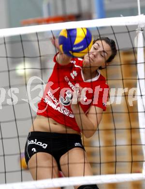 Volleyball. OEVV Cup. ATSC Wildcats gegen Melk. Lina Sabine GORBACH (Wildcats). Klagenfurt, am 18.10.2009.
Foto: Kuess

---
pressefotos, pressefotografie, kuess, qs, qspictures, sport, bild, bilder, bilddatenbank