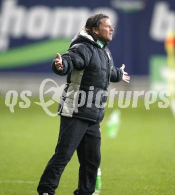 Fussball. Tipp3-Bundesliga. SK Austria Kaernten gegen Magna Wiener Neustadt. Trainer Frenkie Schinkels (Austria Kaernten). Klagenfurt, 17.10.2009. 
Foto: Kuess

---
pressefotos, pressefotografie, kuess, qs, qspictures, sport, bild, bilder, bilddatenbank