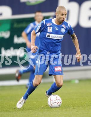 Fussball. Tipp3-Bundesliga. SK Austria Kaernten gegen Magna Wiener Neustadt. Patrick Wolf (Wiener Neustadt). Klagenfurt, 17.10.2009. 
Foto: Kuess

---
pressefotos, pressefotografie, kuess, qs, qspictures, sport, bild, bilder, bilddatenbank