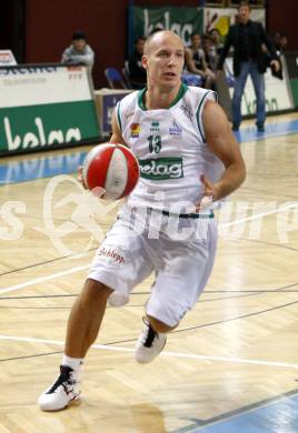 Basketball Bundesliga. Woerthersee Piraten gegen Guessing Knights. Davor Sattler (Piraten). Klagenfurt, am 18.10.2009.
Foto: Kuess

---
pressefotos, pressefotografie, kuess, qs, qspictures, sport, bild, bilder, bilddatenbank