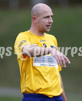 Fussball Kaerntner Liga. SK Maria Saal gegen FC St. Michael/Lav. Georg Hoeberl (St. Michael). Maria Saal am 17.10.2009.
Foto: Kuess
---
pressefotos, pressefotografie, kuess, qs, qspictures, sport, bild, bilder, bilddatenbank