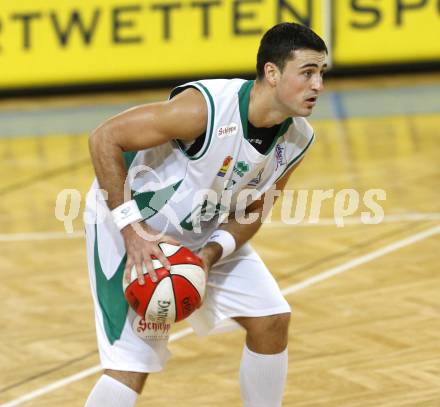 ABL. Basketball Bundesliga. Kelag Woerthersee Piraten gegen Swans Gmunden. Admir Aljic (Piraten). Klagenfurt, am 10.10.2009.
Foto: Kuess
---
pressefotos, pressefotografie, kuess, qs, qspictures, sport, bild, bilder, bilddatenbank