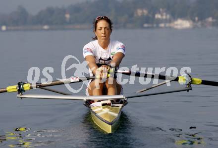 Rudern. Michaela Taupe Traer. Klagenfurt, 27.9.2009.
Foto: Kuess
---
pressefotos, pressefotografie, kuess, qs, qspictures, sport, bild, bilder, bilddatenbank