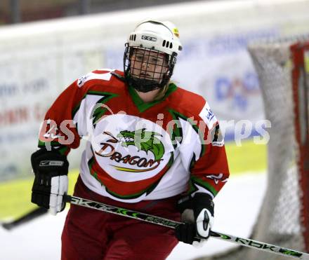 Eishockey Frauen Bundesliga. DEC Dragons Klagenfurt gegen EHC Gipsy Girls Villach. Michaela Kreutz (Klagenfurt). Klagenfurt, am 21.10.2009.
Foto: Kuess
---
pressefotos, pressefotografie, kuess, qs, qspictures, sport, bild, bilder, bilddatenbank
