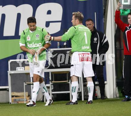 Fussball. Tipp3-Bundesliga. SK Austria Kelag Kaernten gegen SV Superfund Kapfenberg. Heinz Weber, Andreas Schranz (Austria Kaernten). Klagenfurt, 24.10.2009.
Foto: Kuess  

---
pressefotos, pressefotografie, kuess, qs, qspictures, sport, bild, bilder, bilddatenbank