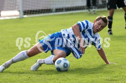 Fussball. Kaerntner Liga. VSV gegen Rapid Lienz A. Wernitznig Christopher (VSV). Villach, 24.10.2009.
Foto: Kuess

---
pressefotos, pressefotografie, kuess, qs, qspictures, sport, bild, bilder, bilddatenbank