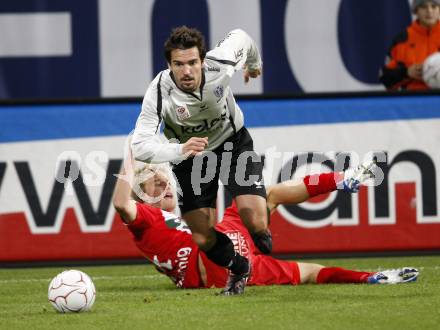 Fussball. Tipp3-Bundesliga. SK Austria Kelag Kaernten gegen SV Superfund Kapfenberg. Fernando Trtoyansky, (Austria Kaernten) Markus Felfernig  (Kapfenberg). Klagenfurt, 24.10.2009.
Foto: Kuess  

---
pressefotos, pressefotografie, kuess, qs, qspictures, sport, bild, bilder, bilddatenbank