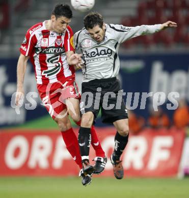 Fussball. Tipp3-Bundesliga. SK Austria Kelag Kaernten gegen SV Superfund Kapfenberg. Wolfgang Mair, (Austria Kaernten) Mario Majstorovic (Kapfenberg). Klagenfurt, 24.10.2009.
Foto: Kuess  

---
pressefotos, pressefotografie, kuess, qs, qspictures, sport, bild, bilder, bilddatenbank