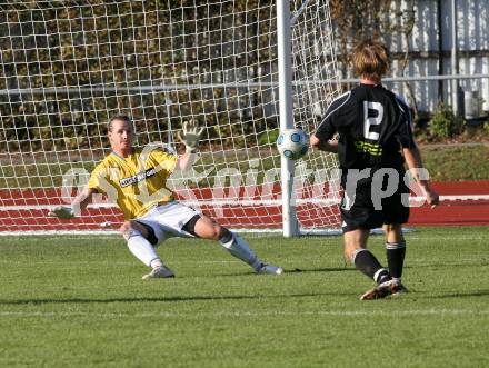 Fussball. Kaerntner Liga. VSV gegen Rapid Lienz A. Pick Dario (VSV), Ebner Markus (Rapid Lienz A). Villach, 24.10.2009.
Foto: Kuess
---
pressefotos, pressefotografie, kuess, qs, qspictures, sport, bild, bilder, bilddatenbank