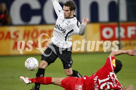 Fussball. Tipp3-Bundesliga. SK Austria Kelag Kaernten gegen SV Superfund Kapfenberg. Wolfgang Mair,  (Austria Kaernten) Robert Schellander (Kapfenberg). Klagenfurt, 24.10.2009.
Foto: Kuess  

---
pressefotos, pressefotografie, kuess, qs, qspictures, sport, bild, bilder, bilddatenbank