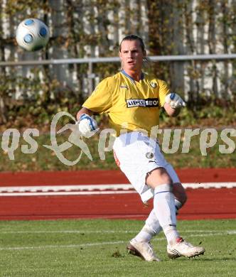 Fussball. Kaerntner Liga. VSV gegen Rapid Lienz A. Pick Dario (VSV). Villach, 24.10.2009.
Foto: Kuess

---
pressefotos, pressefotografie, kuess, qs, qspictures, sport, bild, bilder, bilddatenbank