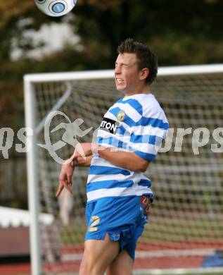 Fussball. Kaerntner Liga. VSV gegen Rapid Lienz A. Wernitznig Christopher (VSV). Villach, 24.10.2009.
Foto: Kuess

---
pressefotos, pressefotografie, kuess, qs, qspictures, sport, bild, bilder, bilddatenbank