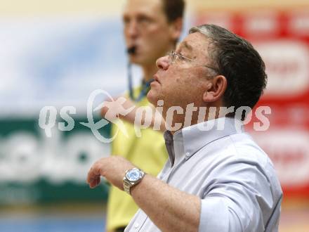 ABL. Basketball Bundesliga. Woerthersee Piraten gegen Fuerstenfeld Panthers. Trainer Bob Gonnen (Fuerstenfeld). KLagenfurt, am 15.10.2009.
Foto: Kuess 
---
pressefotos, pressefotografie, kuess, qs, qspictures, sport, bild, bilder, bilddatenbank