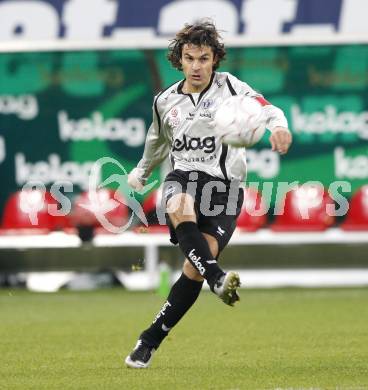 Fussball. Tipp3-Bundesliga. SK Austria Kelag Kaernten gegen SV Superfund Kapfenberg. Jocelyn Blanchard, (Austria Kaernten). Klagenfurt, 24.10.2009.
Foto: Kuess  

---
pressefotos, pressefotografie, kuess, qs, qspictures, sport, bild, bilder, bilddatenbank