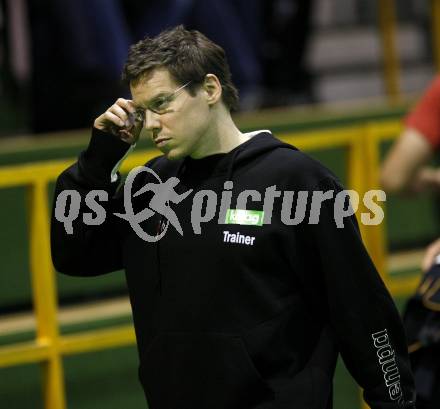 Handball Bundesliga. HCK59 gegen Stockerau. Trainer Michael Pontasch (HCK). Viktring, am 26.10.2009.
Foto: Kuess
---
pressefotos, pressefotografie, kuess, qs, qspictures, sport, bild, bilder, bilddatenbank