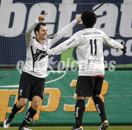 Fussball. Tipp3-Bundesliga. SK Austria Kelag Kaernten gegen Rapid Wien. Torjubel Leonhard Kaufmann, Sandro (Austria Kaernten). Klagenfurt, 28.10.2009.
Foto: Kuess  

---
pressefotos, pressefotografie, kuess, qs, qspictures, sport, bild, bilder, bilddatenbank