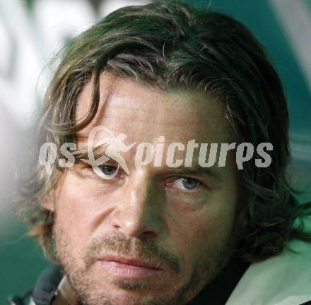 Fussball. Tipp3-Bundesliga. SK Austria Kelag Kaernten gegen Rapid Wien.  Trainer Frenkie Schinkels. Klagenfurt, 28.10.2009.
Foto: Kuess  

---
pressefotos, pressefotografie, kuess, qs, qspictures, sport, bild, bilder, bilddatenbank