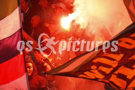 Fussball. Tipp3-Bundesliga. SK Austria Kelag Kaernten gegen Rapid Wien.  Rapid Fans. Klagenfurt, 28.10.2009.
Foto: Kuess  

---
pressefotos, pressefotografie, kuess, qs, qspictures, sport, bild, bilder, bilddatenbank