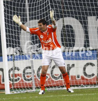 Fussball. Tipp3-Bundesliga. SK Austria Kelag Kaernten gegen Rapid Wien.  Heinz Weber (Austria Kaernten). Klagenfurt, 28.10.2009.
Foto: Kuess  

---
pressefotos, pressefotografie, kuess, qs, qspictures, sport, bild, bilder, bilddatenbank