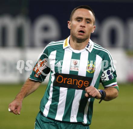 Fussball. Tipp3-Bundesliga. SK Austria Kelag Kaernten gegen Rapid Wien.  Steffen Hofmann (Rapid). Klagenfurt, 28.10.2009.
Foto: Kuess  

---
pressefotos, pressefotografie, kuess, qs, qspictures, sport, bild, bilder, bilddatenbank