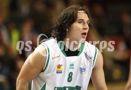 ABL. Basketball Bundesliga. Woerthersee Piraten gegen Fuerstenfeld Panthers. Andreas Kuttnig (Piraten). KLagenfurt, am 15.10.2009.
Foto: Kuess 
---
pressefotos, pressefotografie, kuess, qs, qspictures, sport, bild, bilder, bilddatenbank