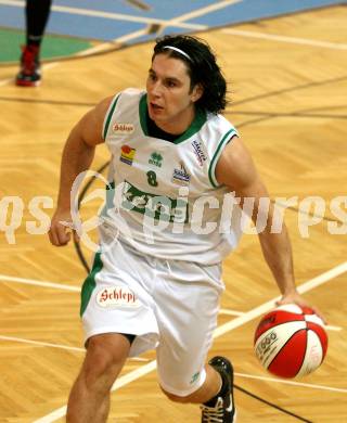 Basketball Bundesliga. Woerthersee Piraten gegen BasketClubs Vienna. Andreas Kuttnig (Piraten). Klagenfurt, am 28.10.2009.
Foto: Kuess

---
pressefotos, pressefotografie, kuess, qs, qspictures, sport, bild, bilder, bilddatenbank