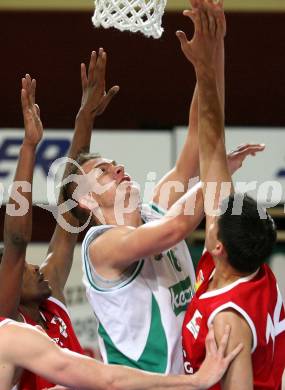 Basketball Bundesliga. Woerthersee Piraten gegen BasketClubs Vienna. Rasid Mahalbasic (Piraten). Klagenfurt, am 28.10.2009.
Foto: Kuess

---
pressefotos, pressefotografie, kuess, qs, qspictures, sport, bild, bilder, bilddatenbank