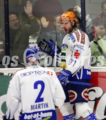 EBEL. Eishockey Bundesliga. EC Pasut VSV gegen Vienna Capitals.  Torjubel Kiel McLeod (VSV). Villach, am 30.10.2009.
Foto: Kuess 


---
pressefotos, pressefotografie, kuess, qs, qspictures, sport, bild, bilder, bilddatenbank