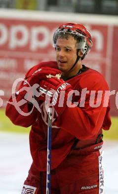 EBEL. Eishockey Bundesliga. Training KAC. Shawn Bates. Klagenfurt, am 4.11.2009.
Foto: Kuess

---
pressefotos, pressefotografie, kuess, qs, qspictures, sport, bild, bilder, bilddatenbank