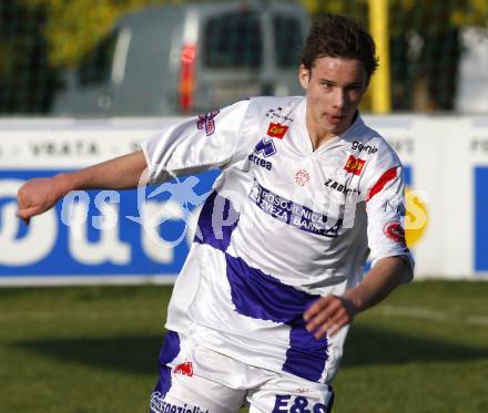 Fussball Regionalliga. SAK Klagenfurt gegen SK Sturm Graz Amateure. Patrick Lausegger (SAK). Klagenfurt, am 31.10.2009.
Foto: Kuess
---
pressefotos, pressefotografie, kuess, qs, qspictures, sport, bild, bilder, bilddatenbank